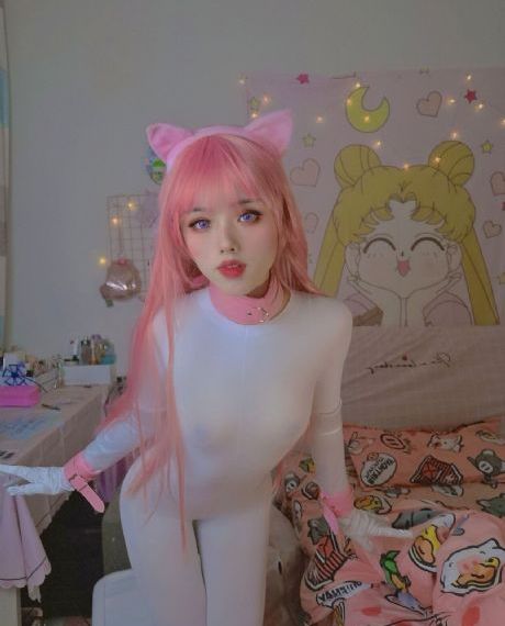 动漫打扑克